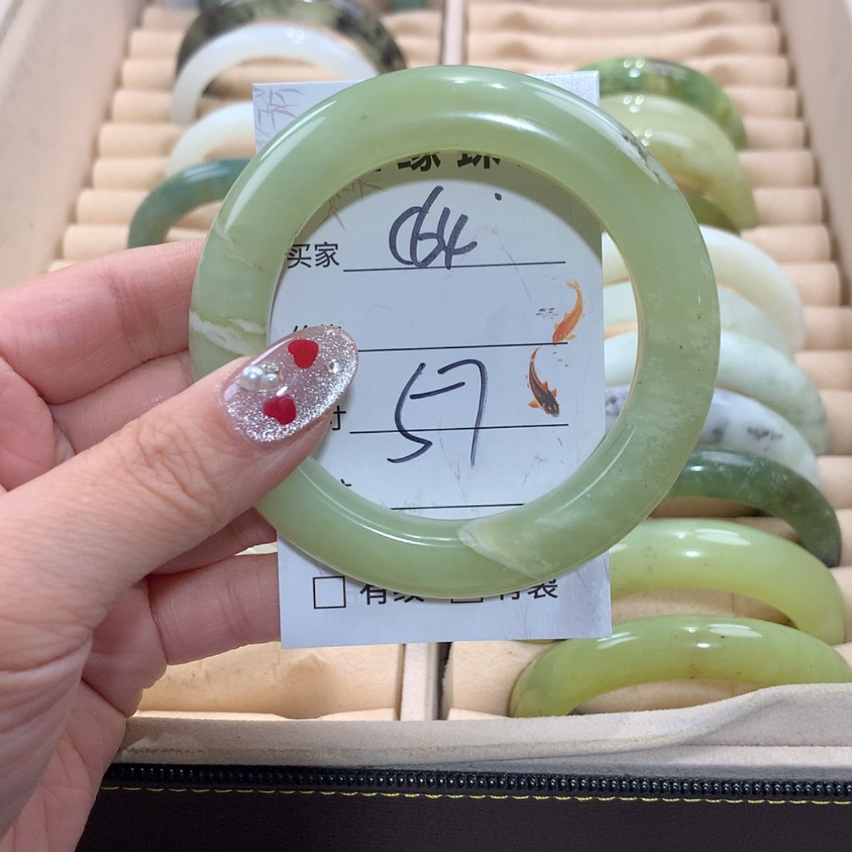 【闪购商品】未镶嵌蛇纹石玉手镯