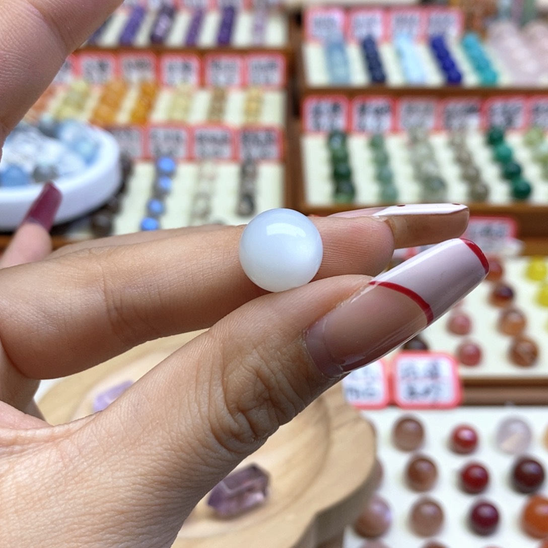 水晶手串未镶嵌知*?