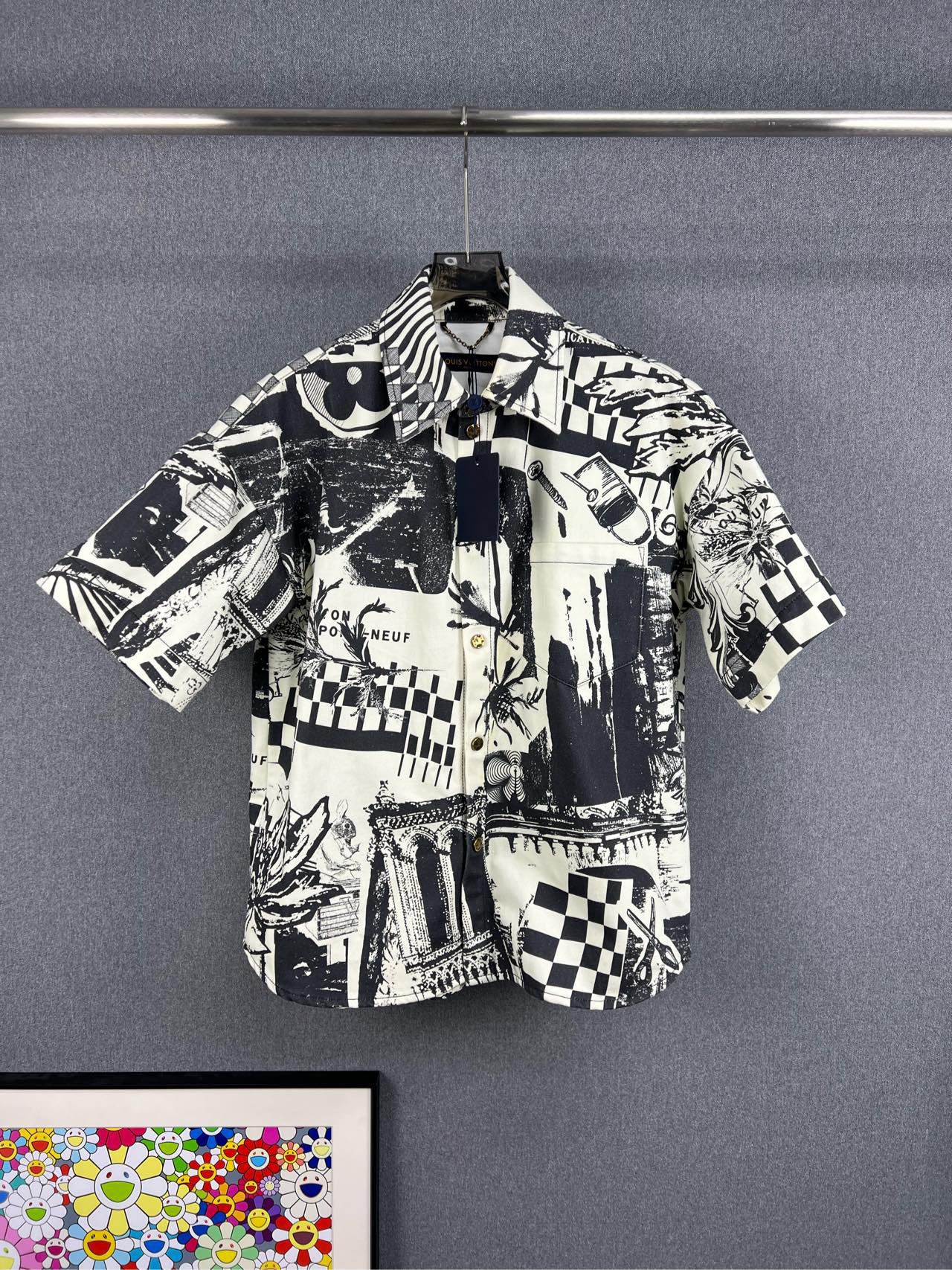 全新未使用 LouisVuitton/路易威登 秀款短袖S码全新带吊A11825