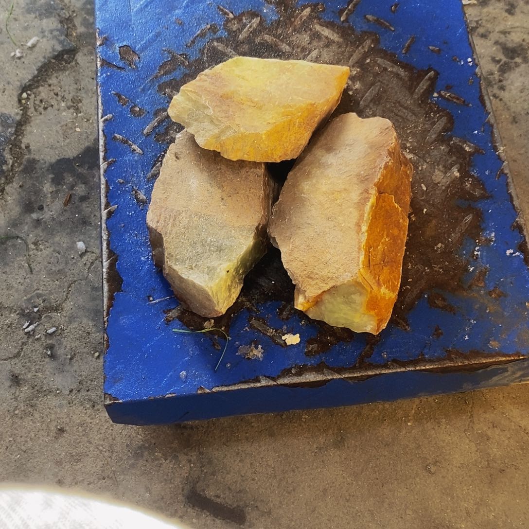 未镶嵌岫玉珠宝奇石