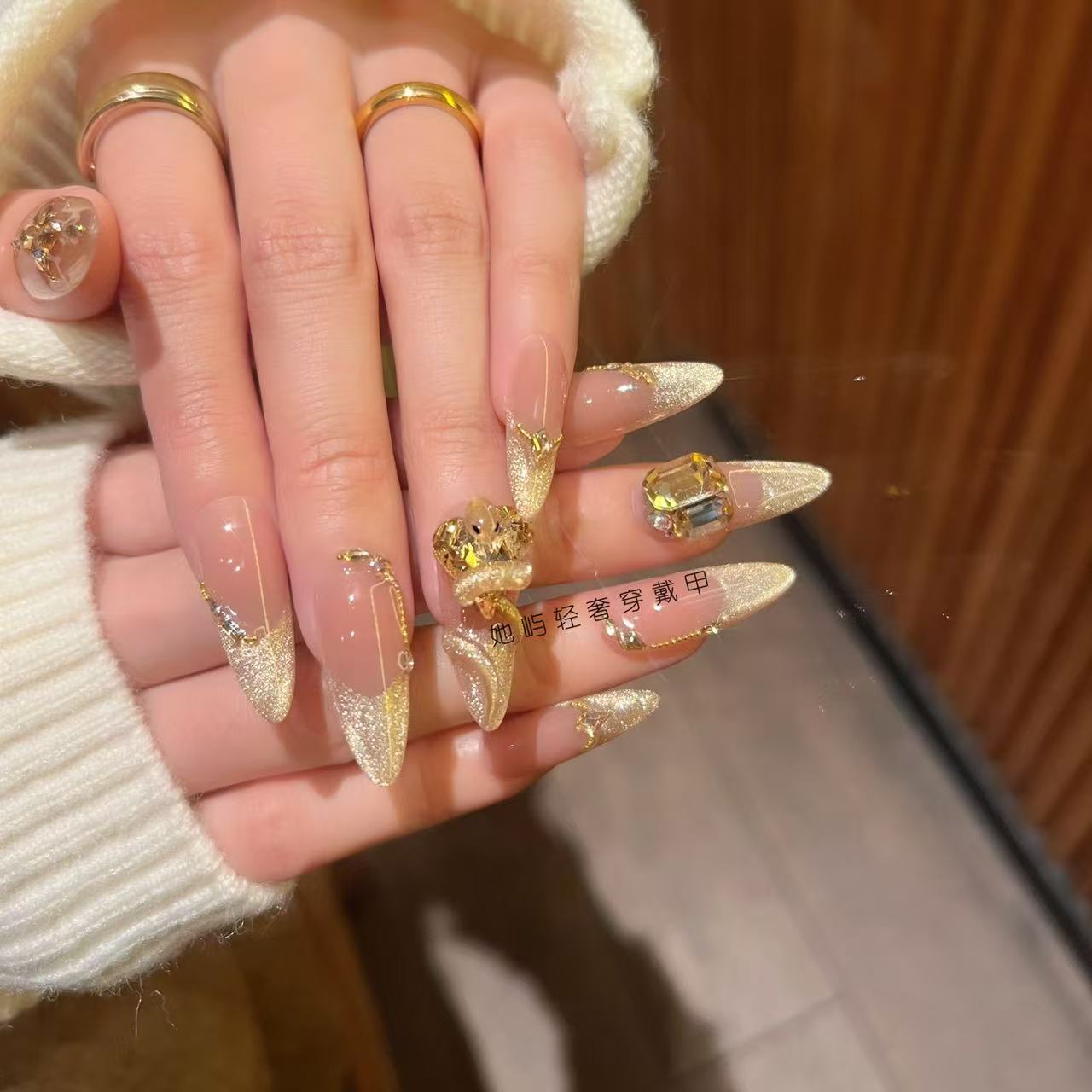 【蛇来运转】纯手工穿戴甲蛇年美甲金蛇法式猫眼穿戴甲秋冬显白温柔