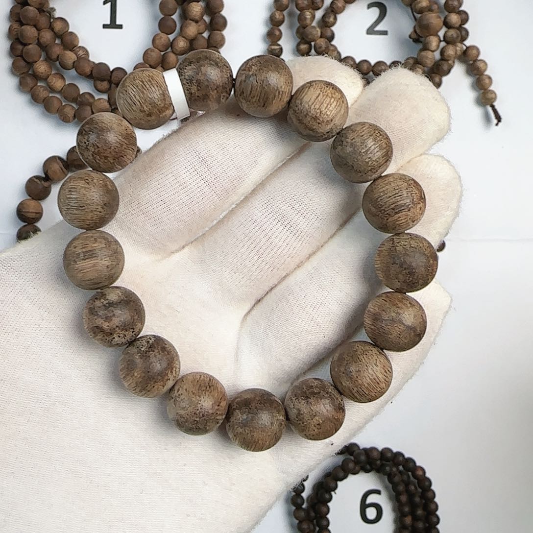 沉香手串1.3虎斑纹菩萨棋沉香手串