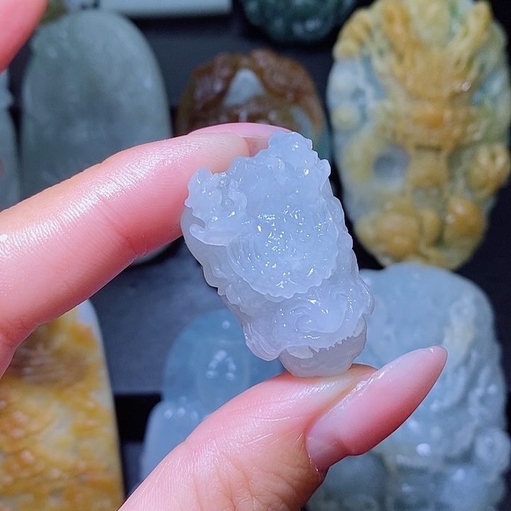 定制翡翠未镶嵌翡翠