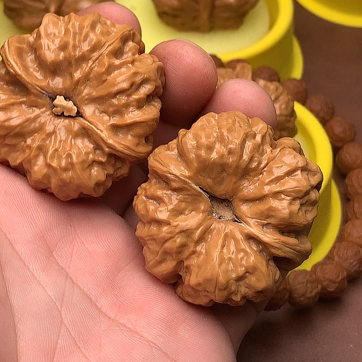 渔***乐文玩核桃吊坠蛤蟆头