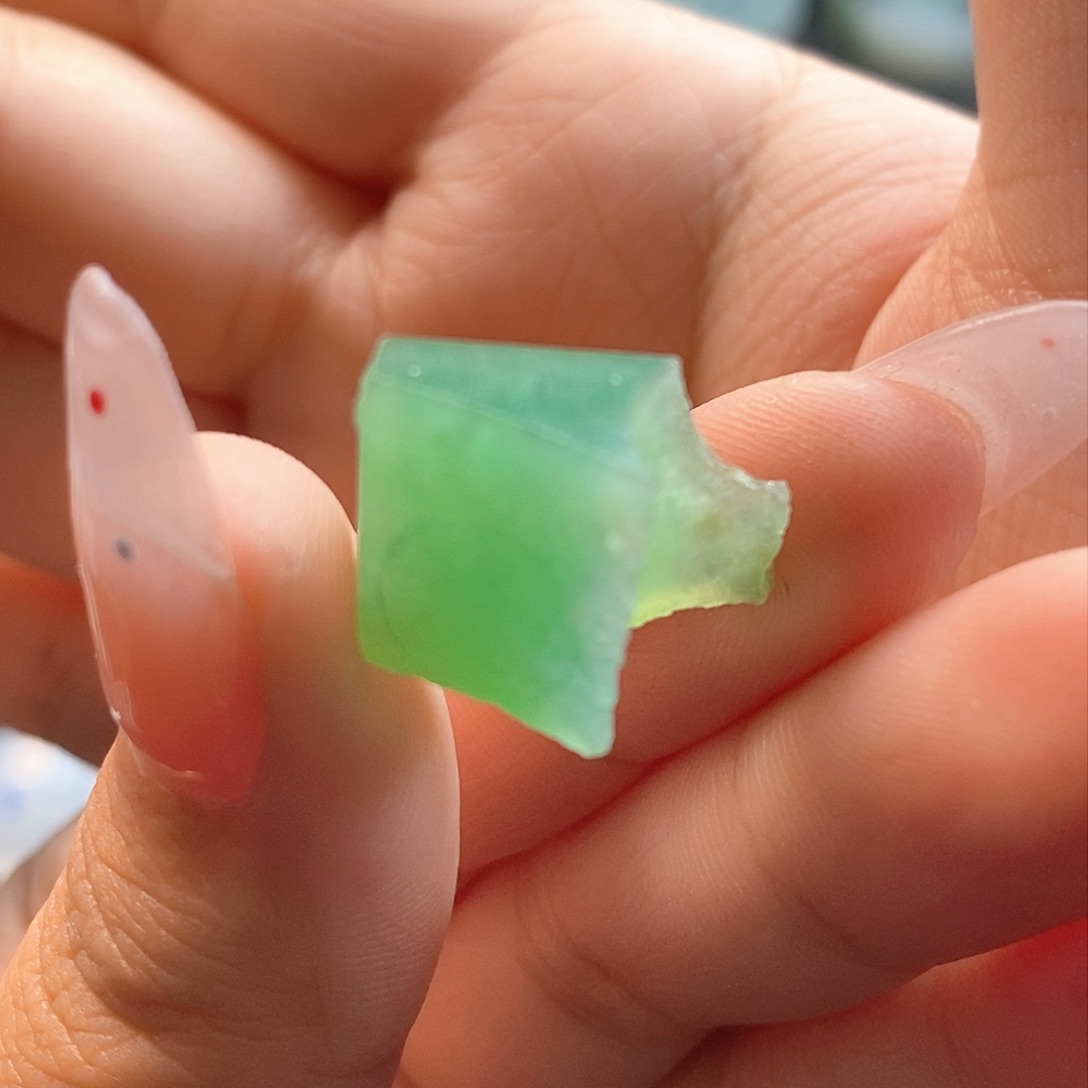 定制翡翠未镶嵌可**生边角