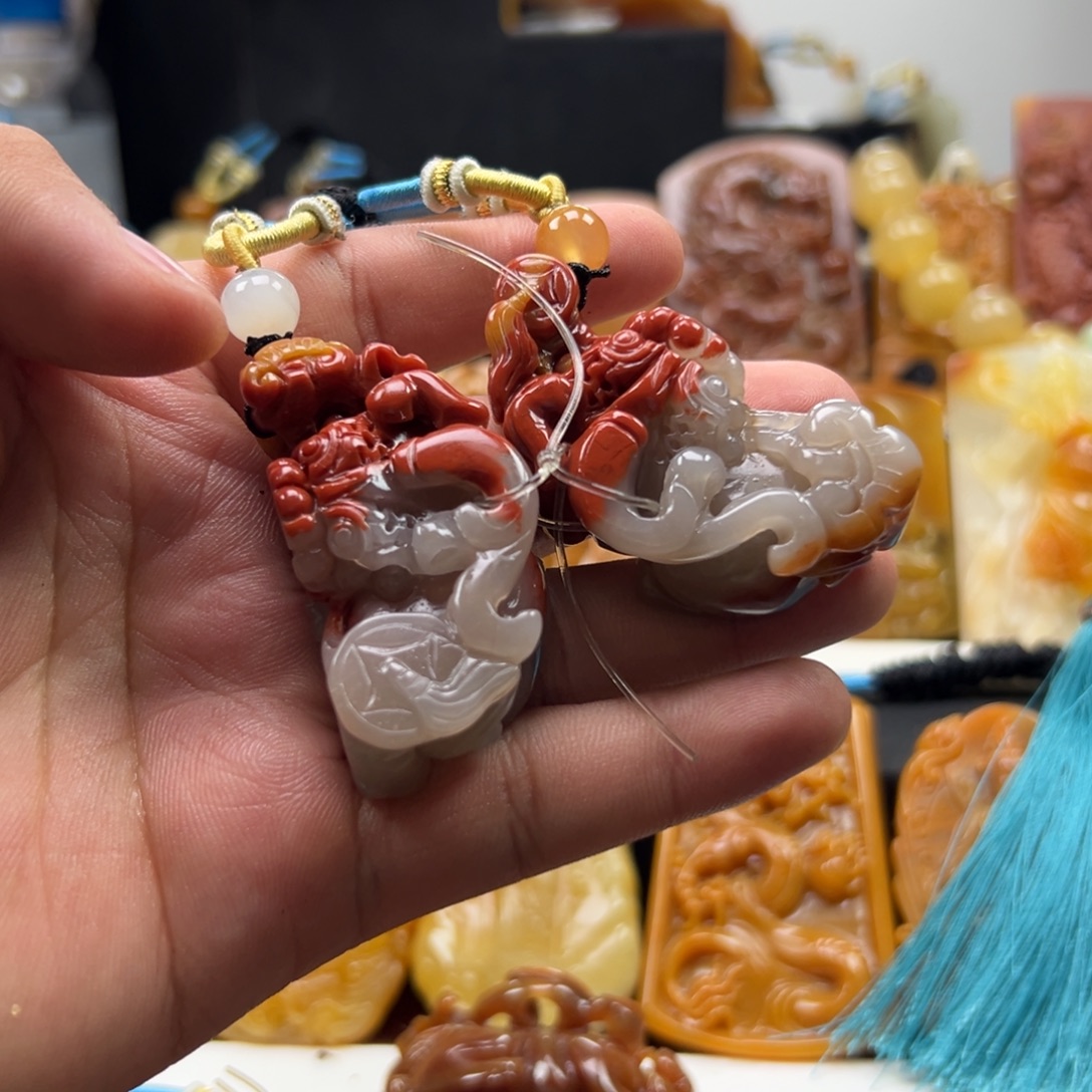 石英质玉（黄龙玉）未镶嵌hly