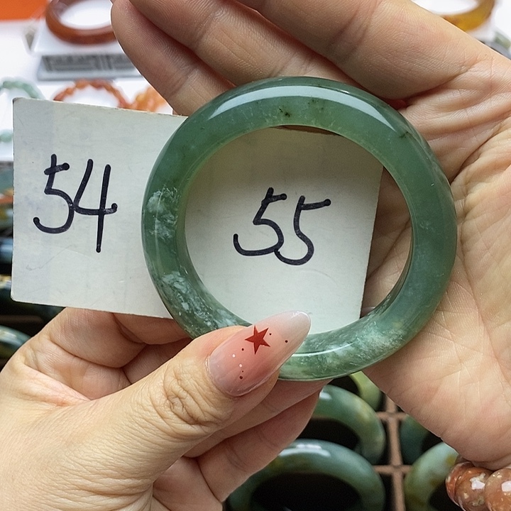 蛇纹石玉手镯合金
