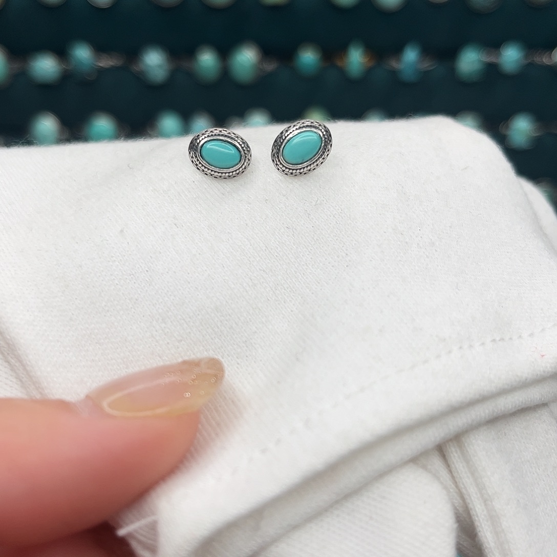 绿松石绿松石未镶嵌