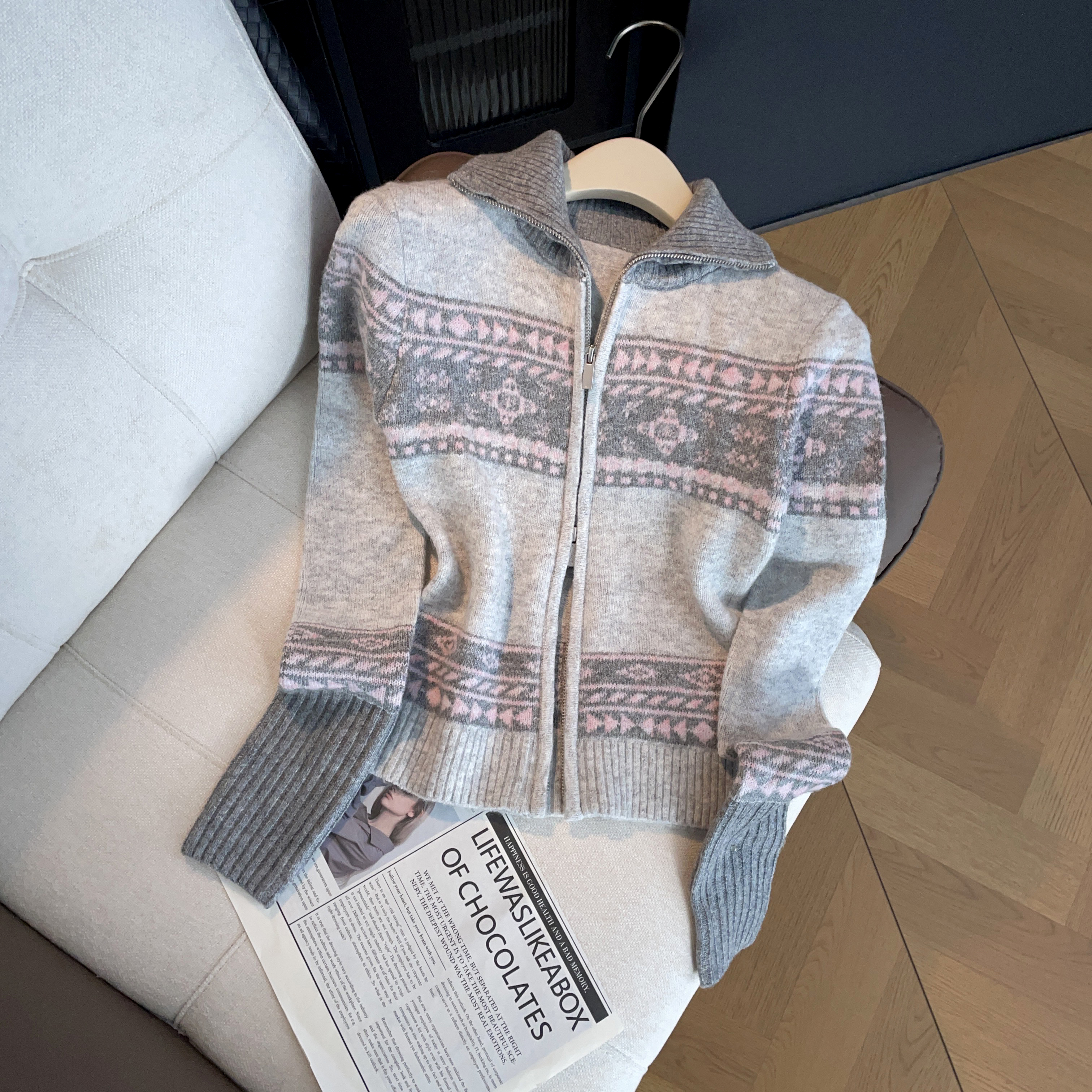 轻奢高定女装25冬季新款韩系休闲提花拉链时尚针织上衣MAU1915