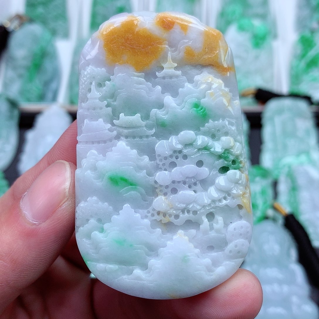 翡翠颈饰未镶嵌翡翠吊坠