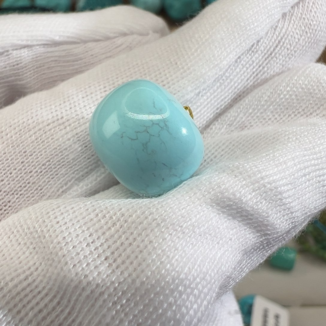 绿松石配饰未镶嵌