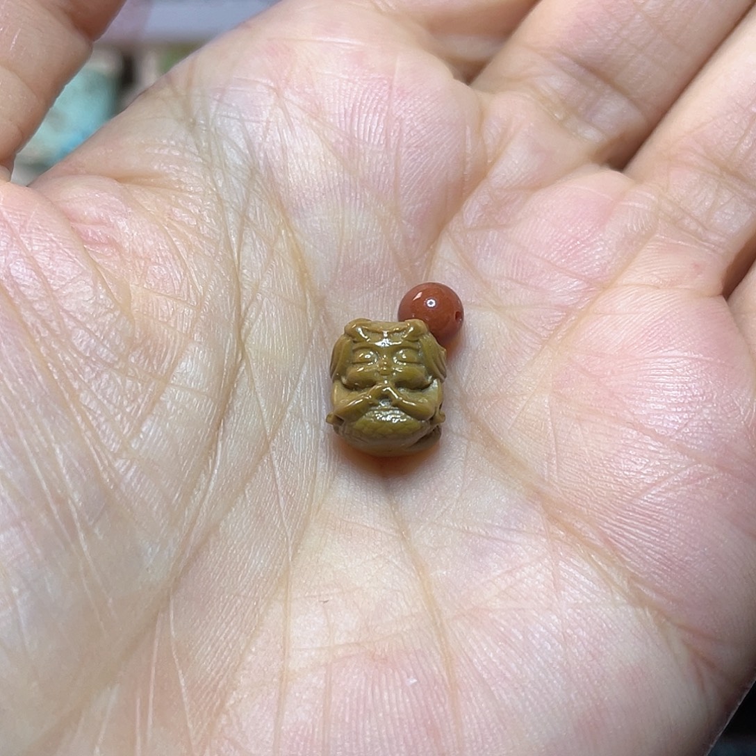 南红玛瑙未镶嵌配饰