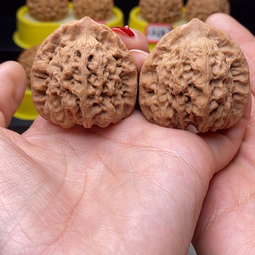 【闪购商品】文玩核桃吊坠佛肚