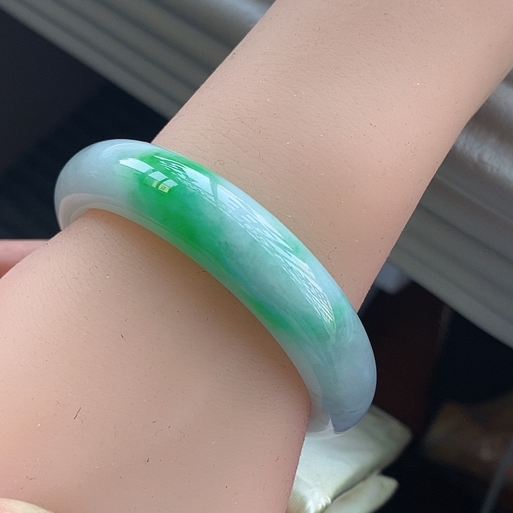 翡翠手镯未镶嵌8小宽版白底青8