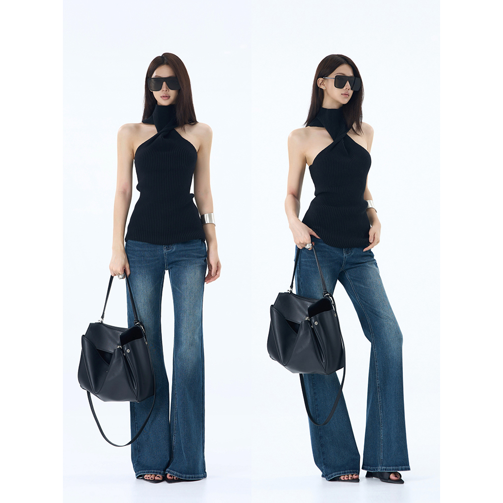 一曼IFMR直筒微喇牛仔裤女秋冬气质设计感2025新款修身百搭长裤子