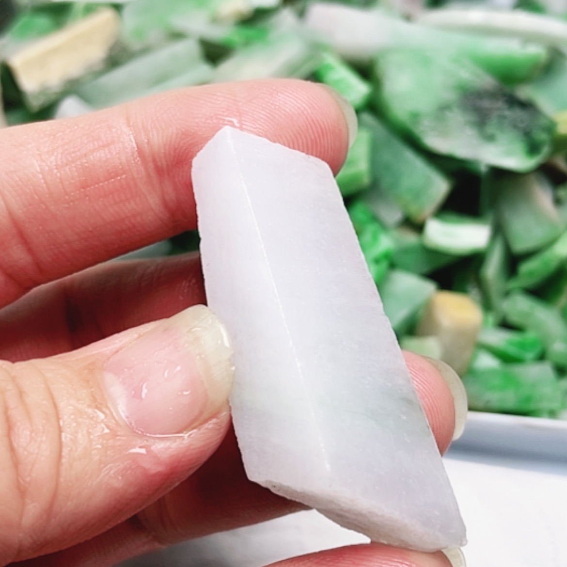 【闪购商品】翡翠颈饰未镶嵌A货