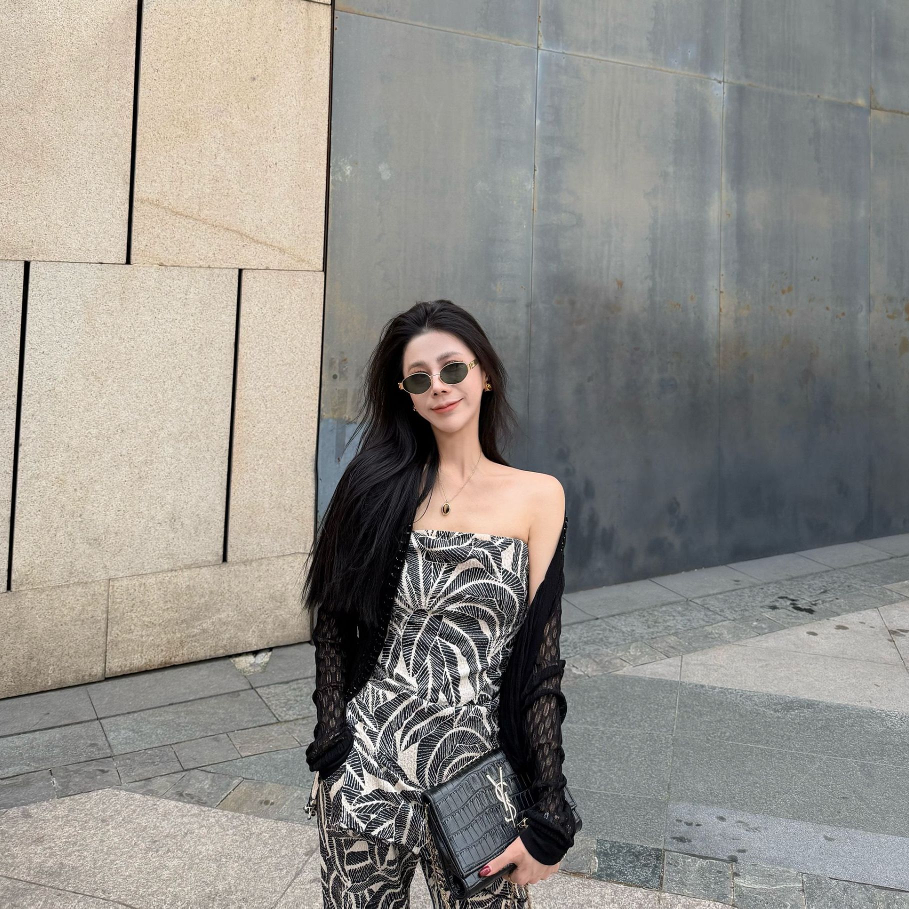 特价！！！【WANWAN】时尚黑色镂空潮流外搭上衣防晒开衫JJC5SY2481