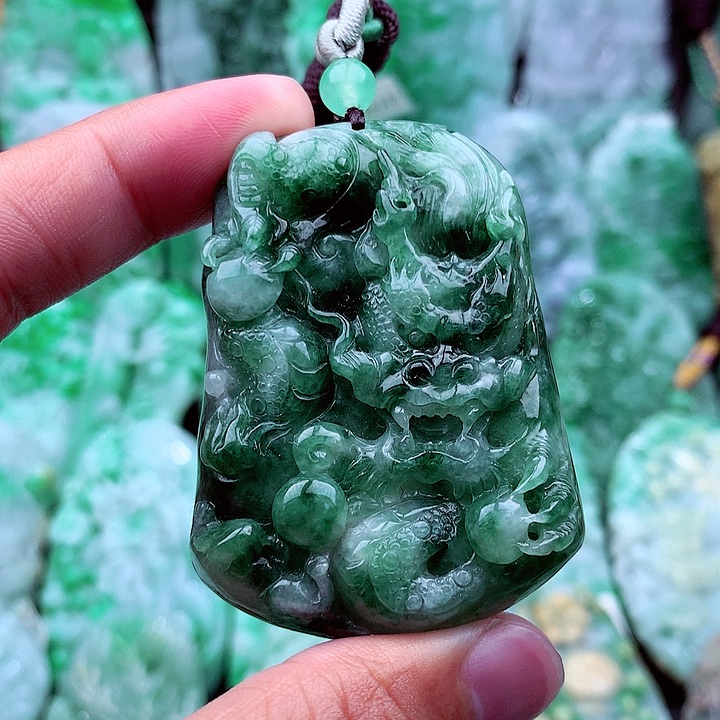 翡翠吊坠(不含链)未镶嵌