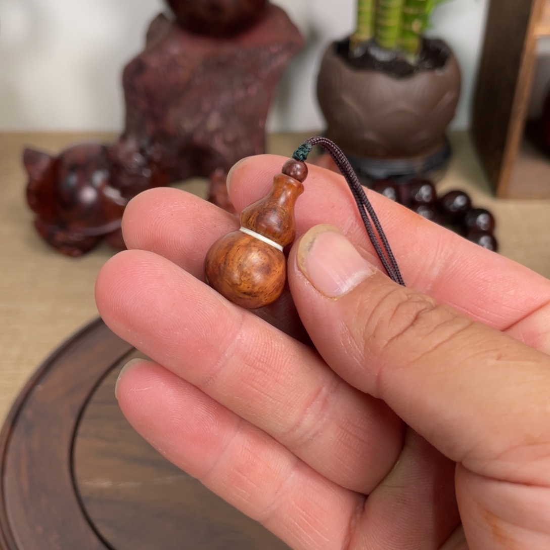 黄花梨/降香黄檀吊坠吊坠