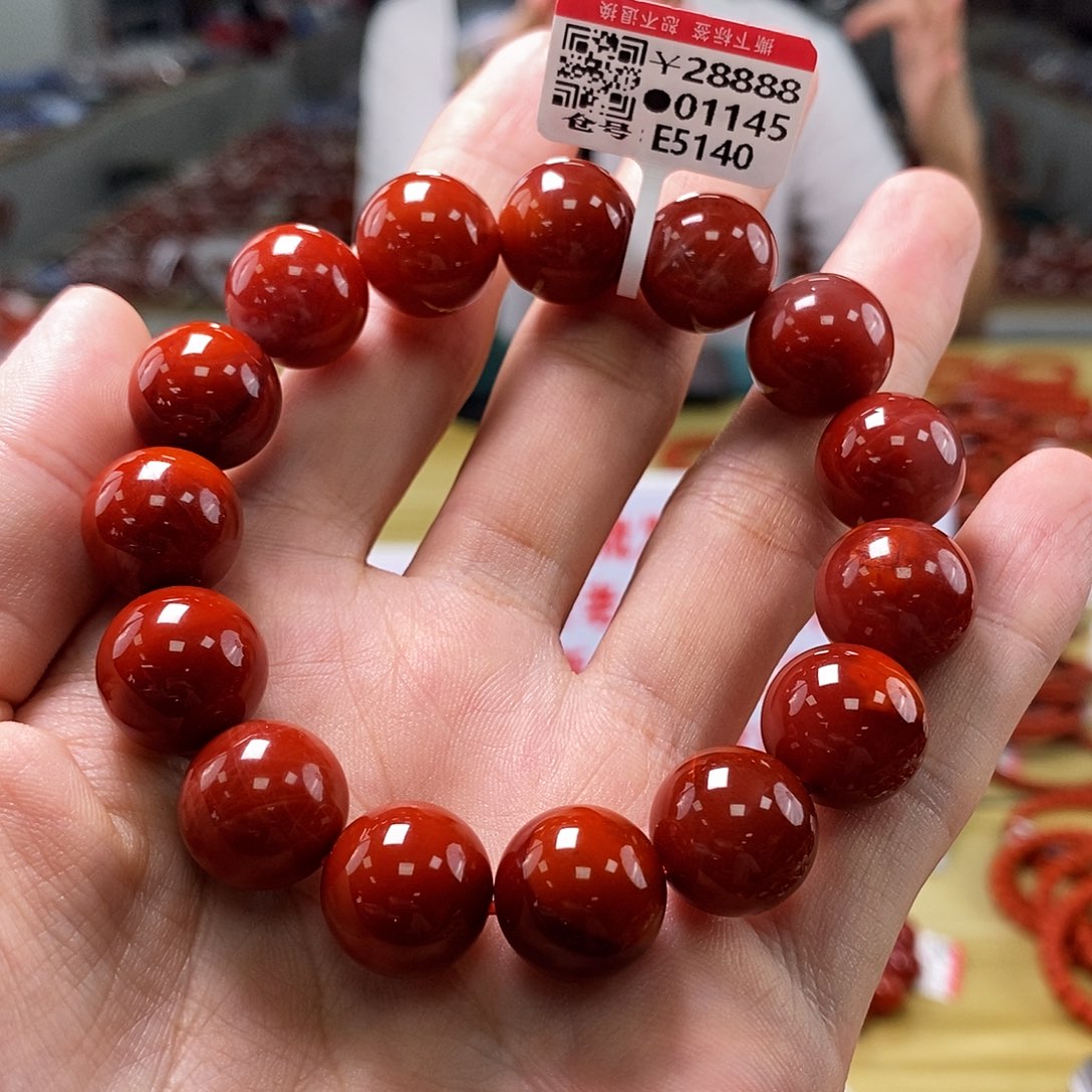 未镶嵌瓦西云端  14+mm  多样性发一南红玛瑙