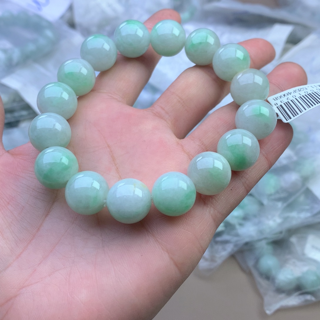 未镶嵌手串定制翡翠