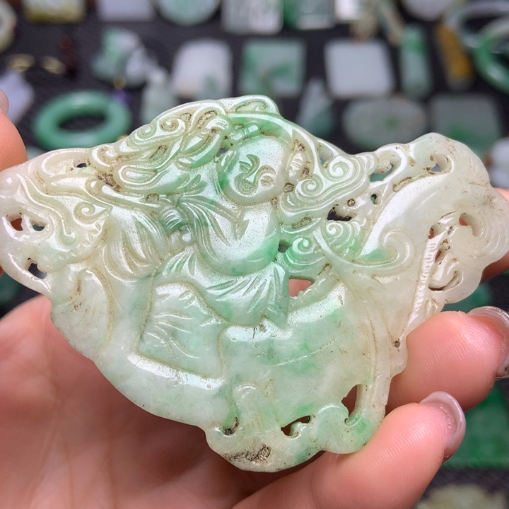 翡翠未镶嵌挂件……