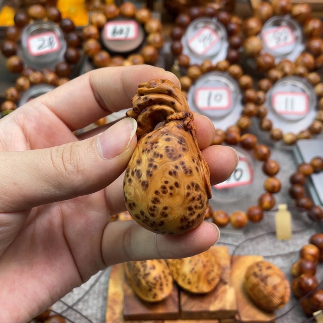 荣***柏木（崖柏）钱袋子