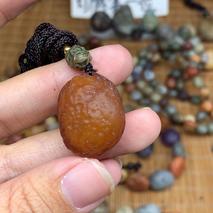 玛瑙/玉髓珠宝半成品未镶嵌五**果