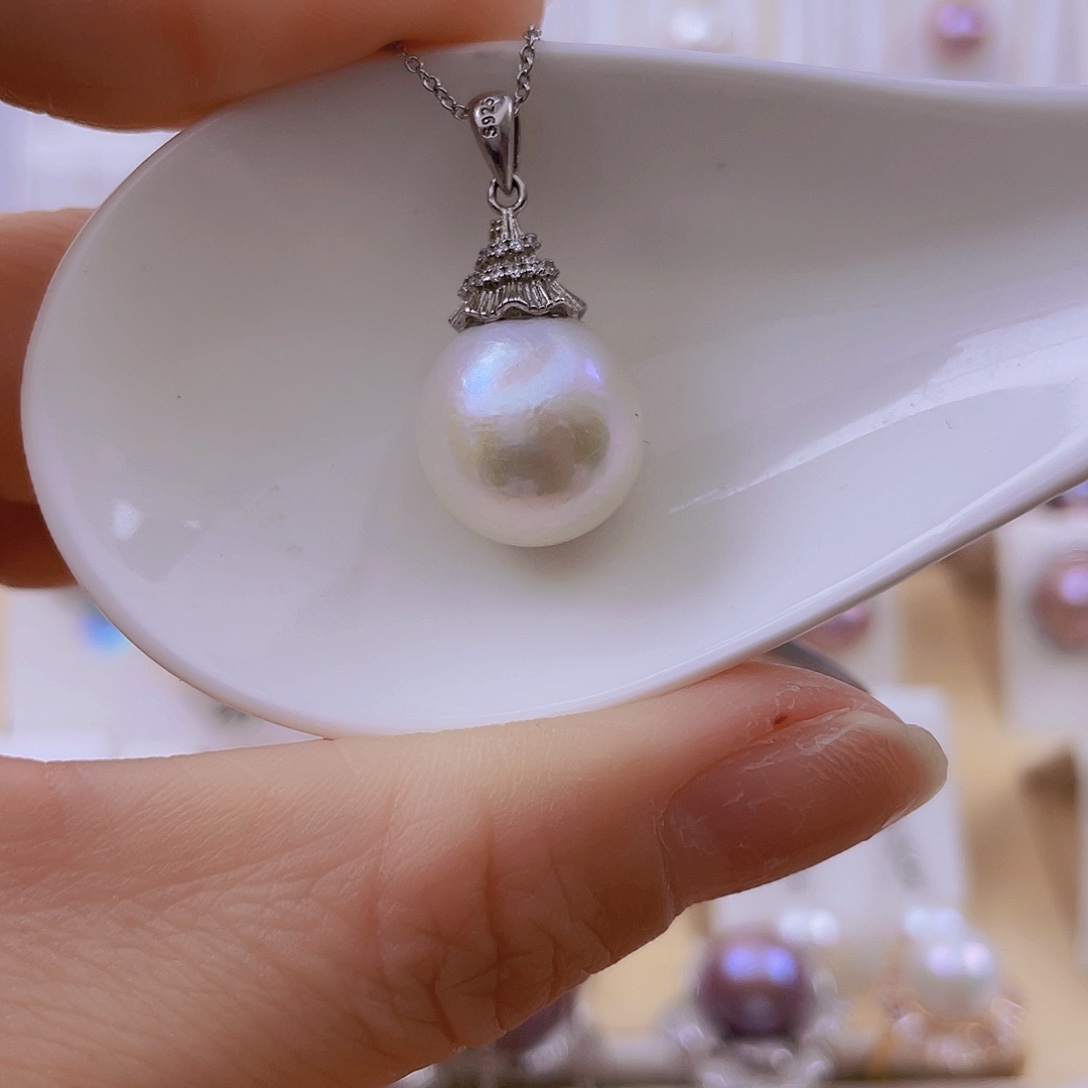 淡水珍珠吊坠(赠链)银S925镶嵌