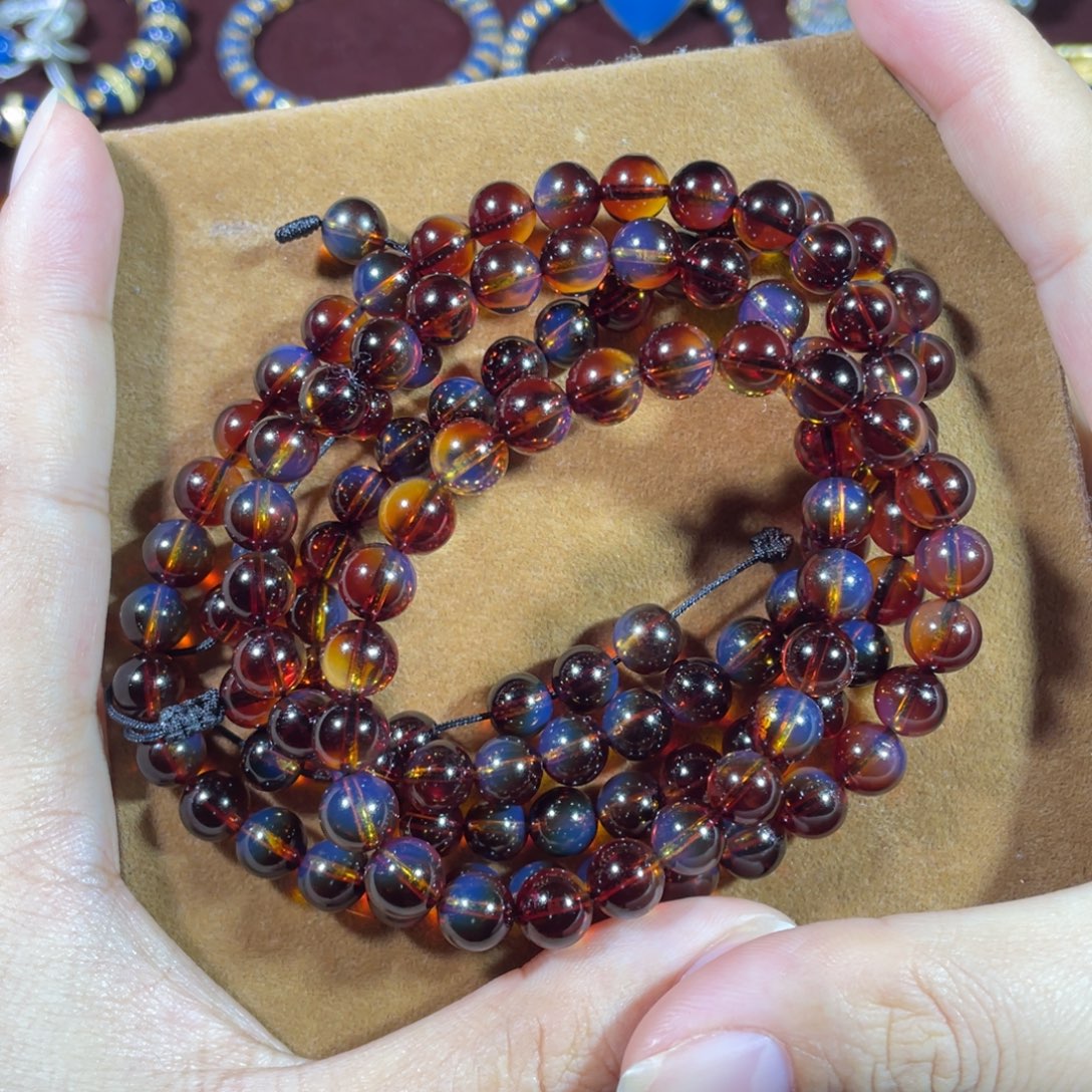 琥珀未镶嵌裸石红蓝7.0左右108