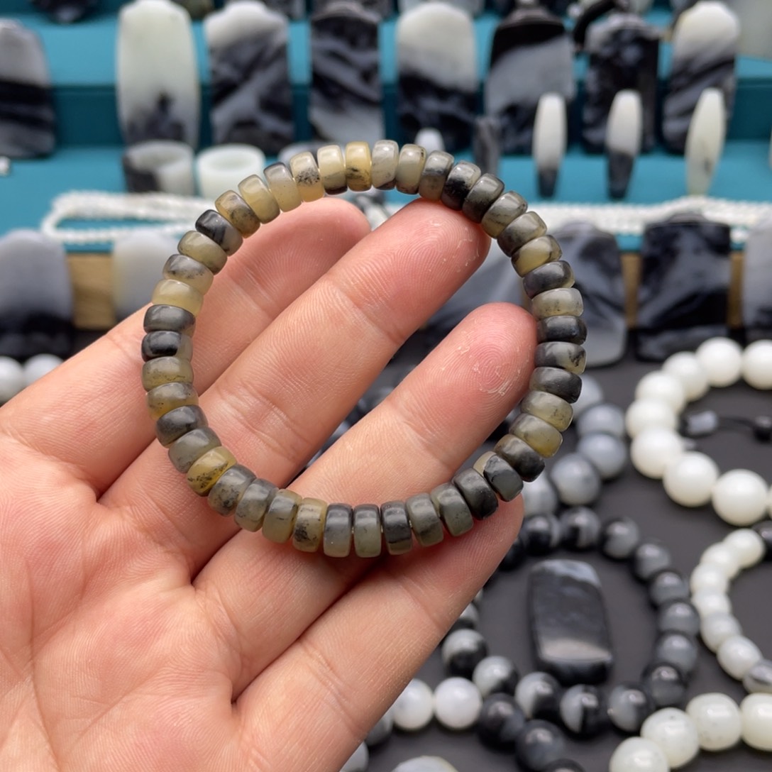 和田玉手串未镶嵌