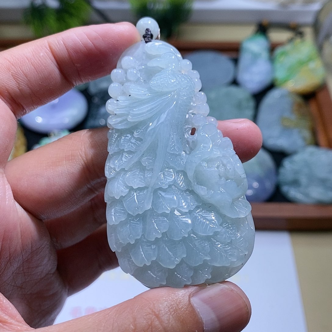 【闪购商品】翡翠颈饰未镶嵌凤凰