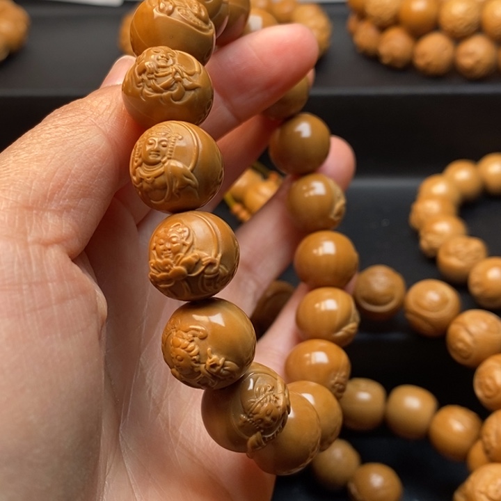 猴头核桃吊坠浮雕观音