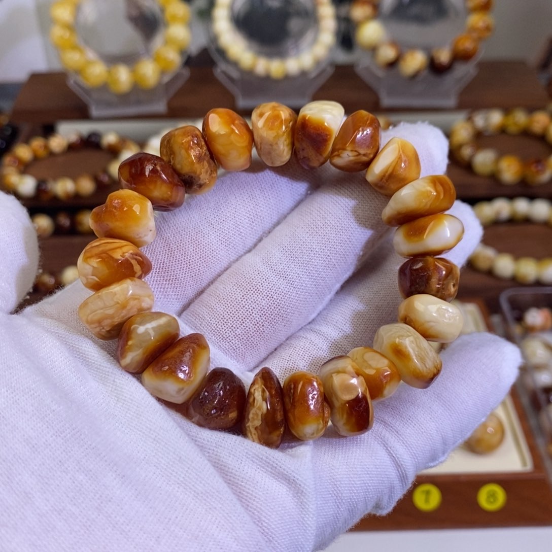 蜜蜡未镶嵌裸石天然沁色蜜蜡随形手串