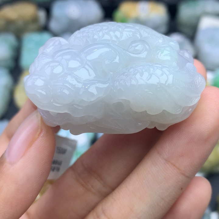 翡翠颈饰未镶嵌天然缅甸翡翠