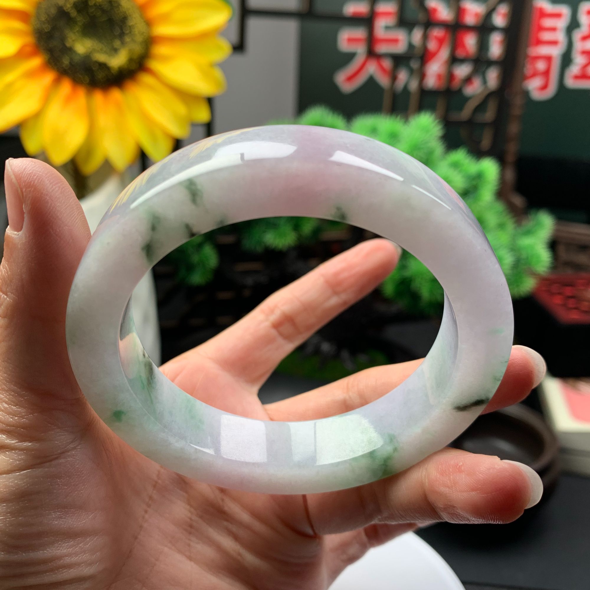 高性价比种老透明度高冰润红紫飘花春带彩天然翡翠A货手镯