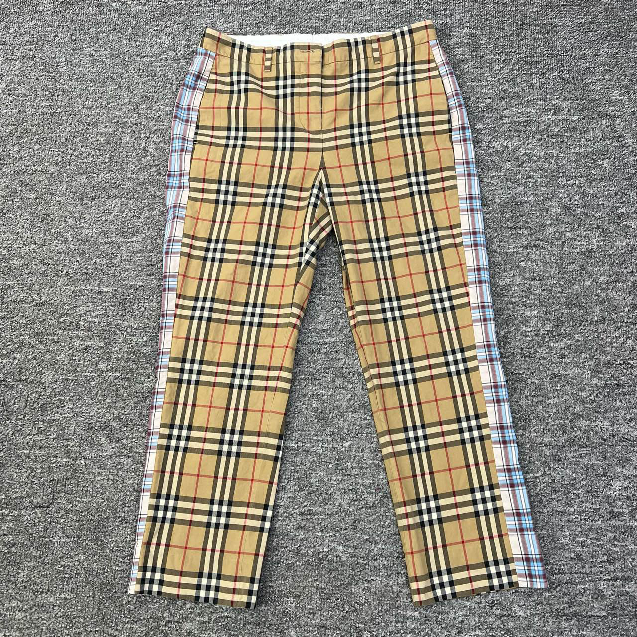 95新 BURBERRY/博柏利 uk8码/经典格纹拼接休闲裤/编码10678