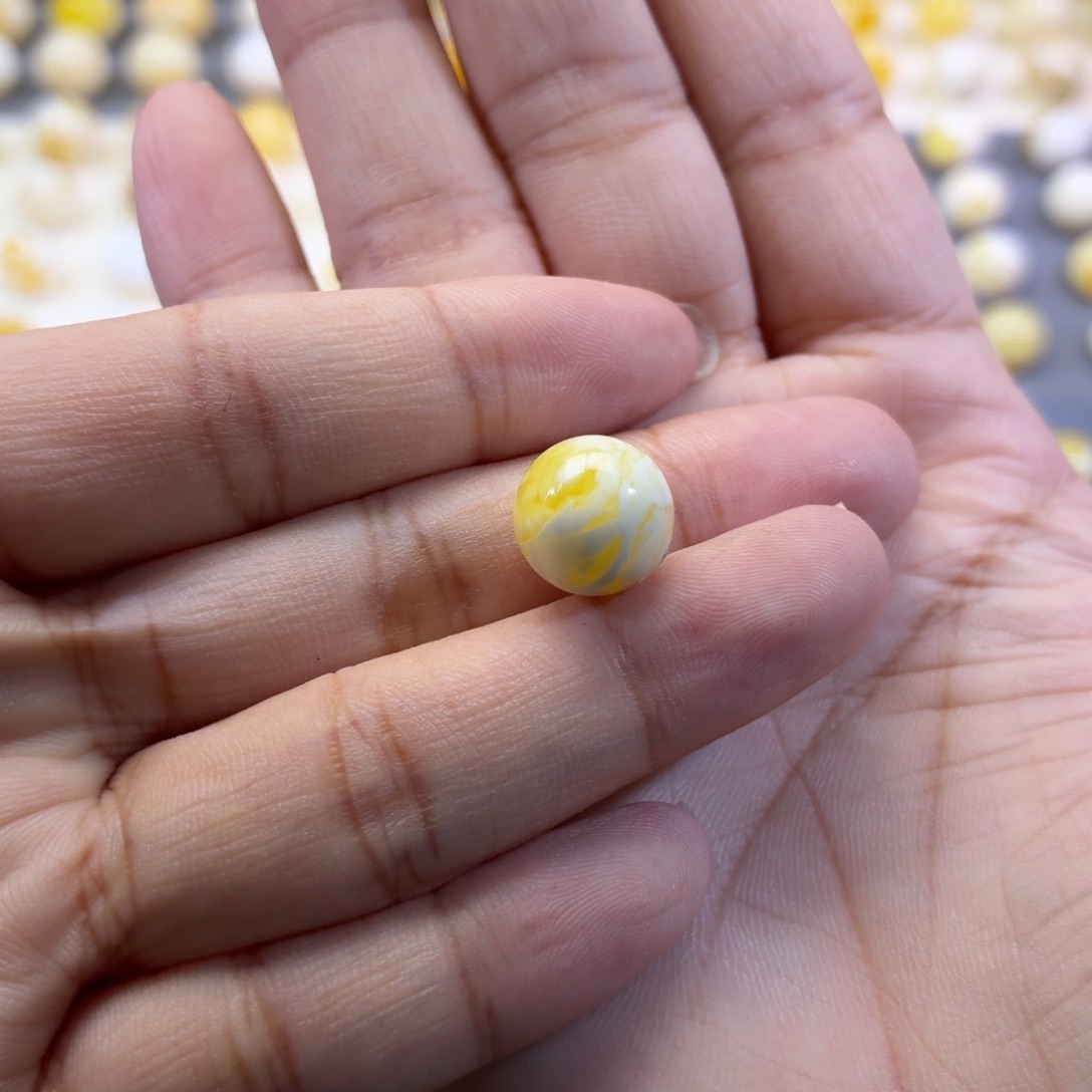 *****琥珀未镶嵌裸石11