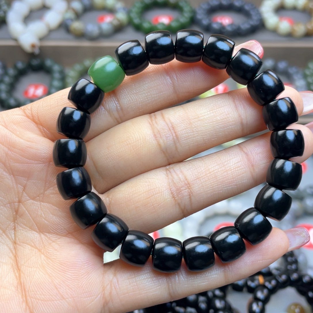 和田玉手链未镶嵌