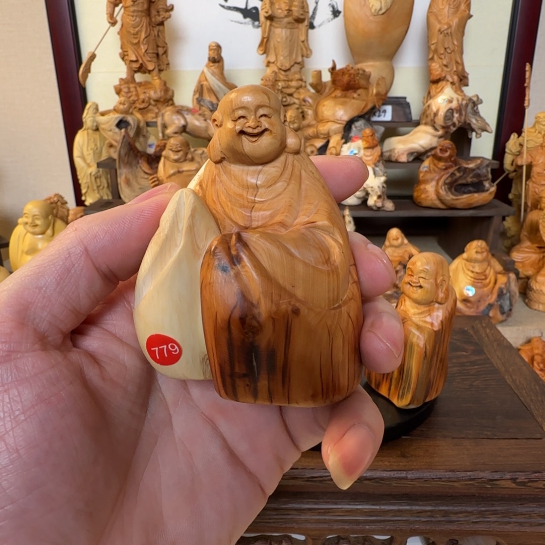 崖柏小木匠艺雕一物一拍