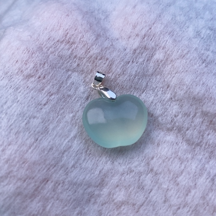 蛇纹石玉掉坠未镶嵌