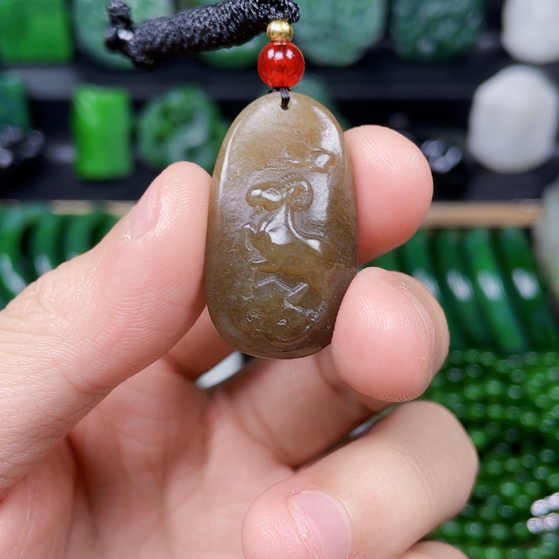 和田玉未镶嵌珠宝半成品