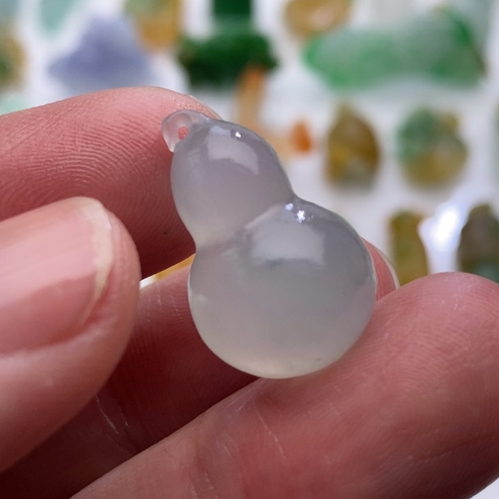 定制翡翠未镶嵌翡翠葫芦