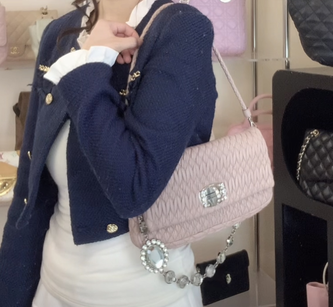 95新 MIU MIU/缪缪 miumiu玫瑰粉斜挎包手提包