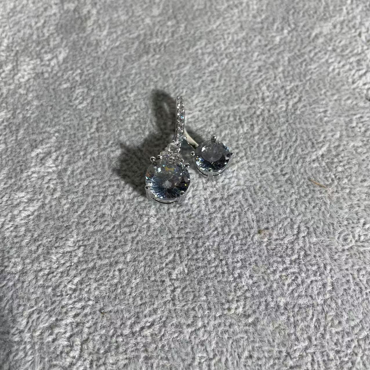 【高端定制】SMA-1620时尚设计吊坠多样性发一件