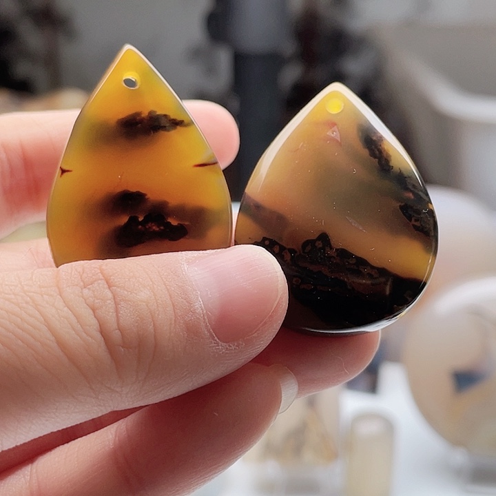 玛瑙/玉髓未镶嵌吊坠(不含链)时*