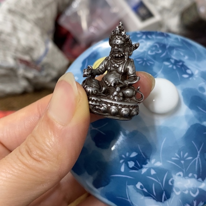 摆件中古工艺品一件