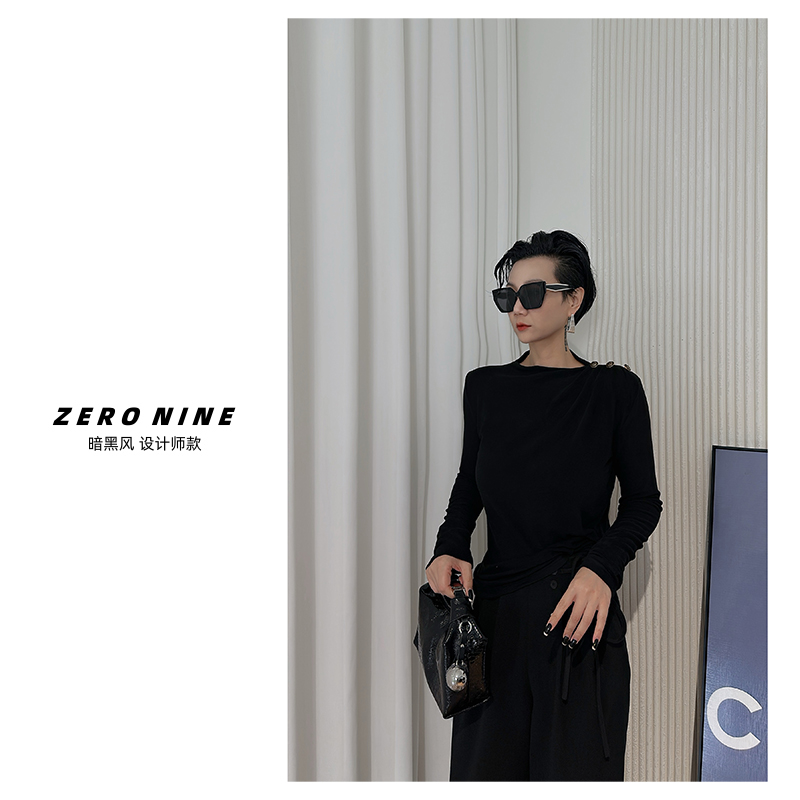 Dan Dan 黑色肩膀金扣修身显气质长袖T恤女