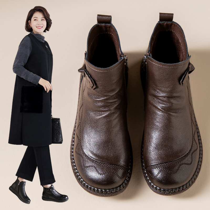 不累脚防滑妈妈鞋子棉鞋加绒保暖舒适软底中老年老人短靴皮鞋冬季