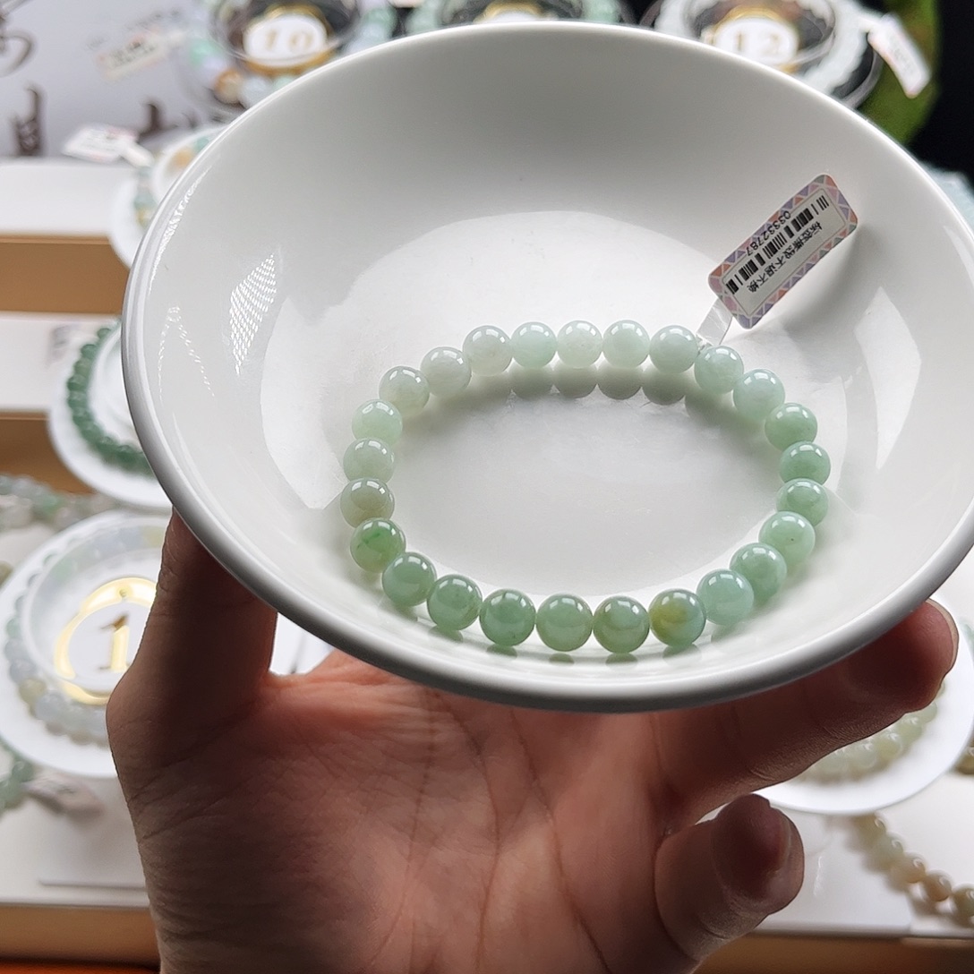 翡翠未镶嵌手链卡7.6